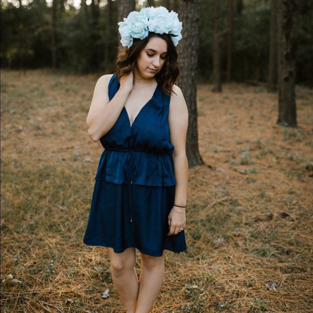 🌙Beautiful Short Blue Flowing Dress✨